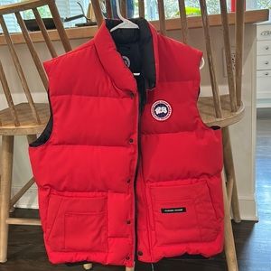 Canada Goose Men’s down vest
